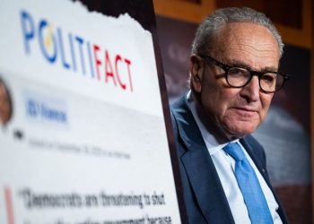 Government limps deeper into shutdown crisis with no deal in sight