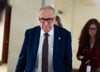 7 Republicans join Dems to block major government funding package as shutdown looms