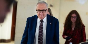 7 Republicans join Dems to block major government funding package as shutdown looms